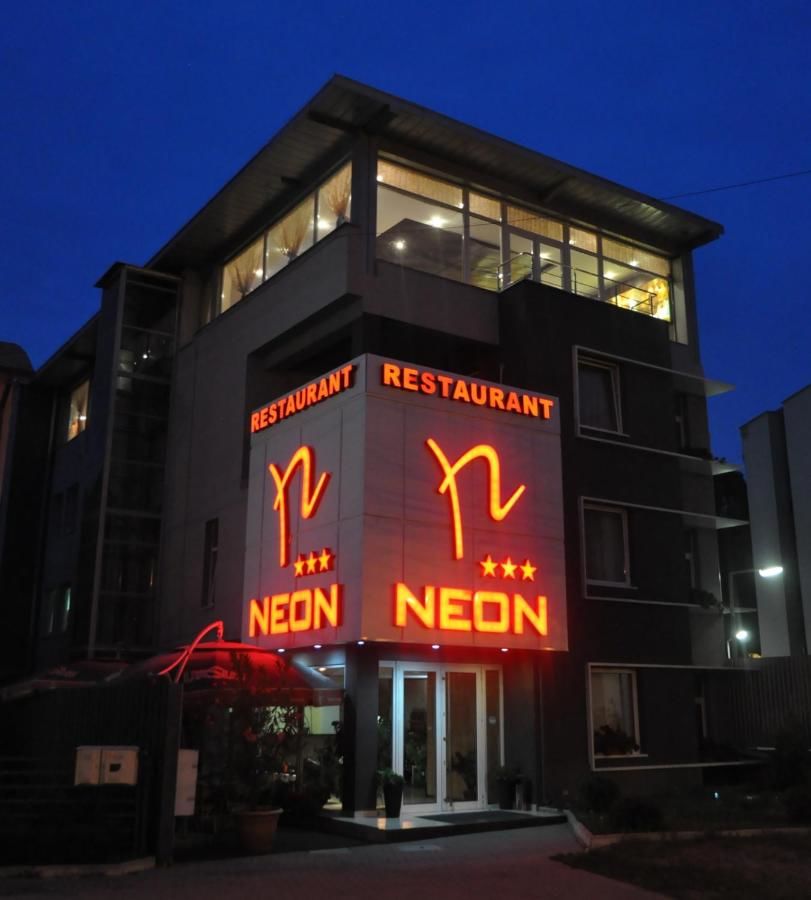 Отель Hotel Neon Тимишоара-4